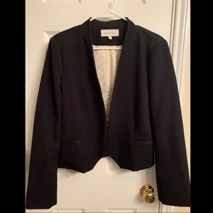 Women’s crop blazer